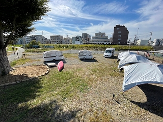 タマリバー敷地風景(多摩水道橋側より）